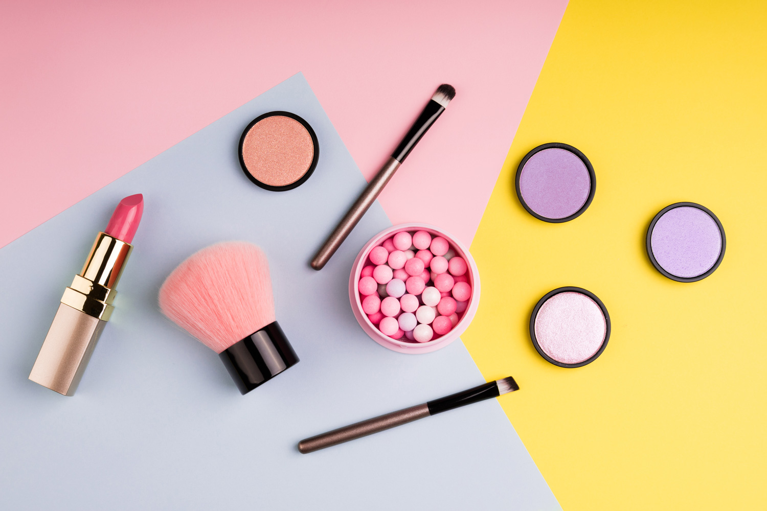 How Does The Wholesale Purchase Of Beauty Products Benefit The Buyer?
